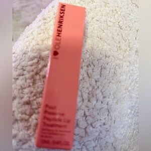 Ole Henriksen Pout Preserve Peptide Lip Preserve  Treatment